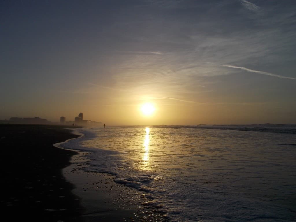 La plage au crépuscule