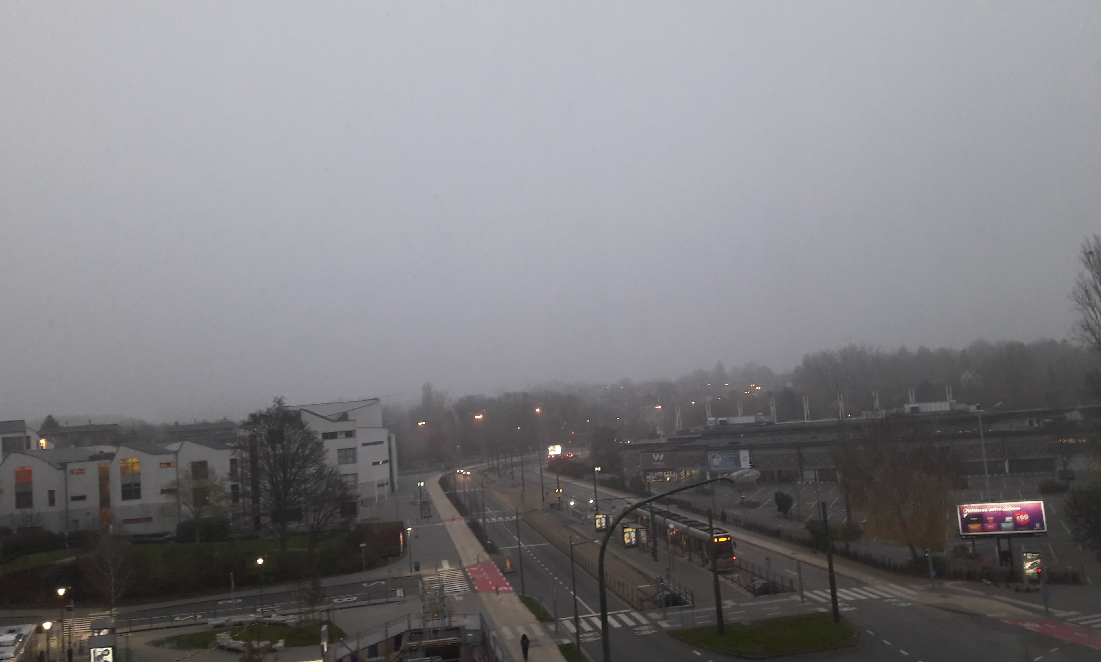 Réveil sous le brouillard à Woluwe Saint Lambert