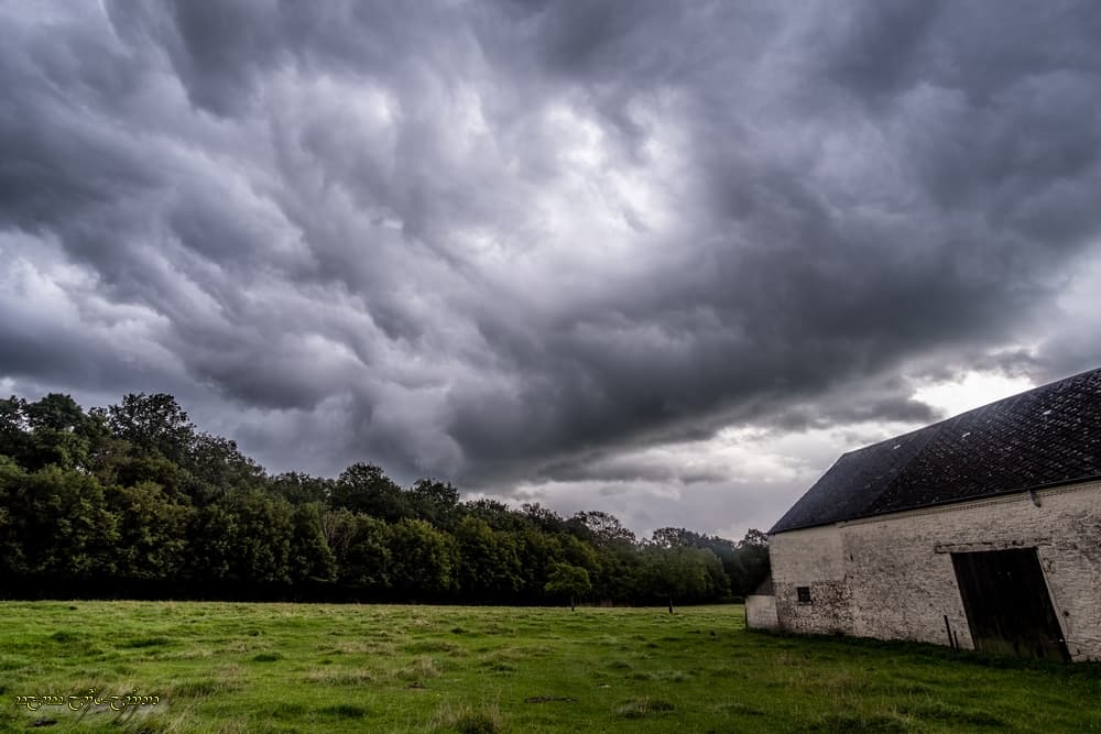L'orage gronde
