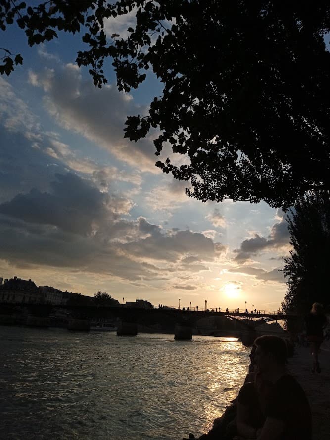 un ete a Paris