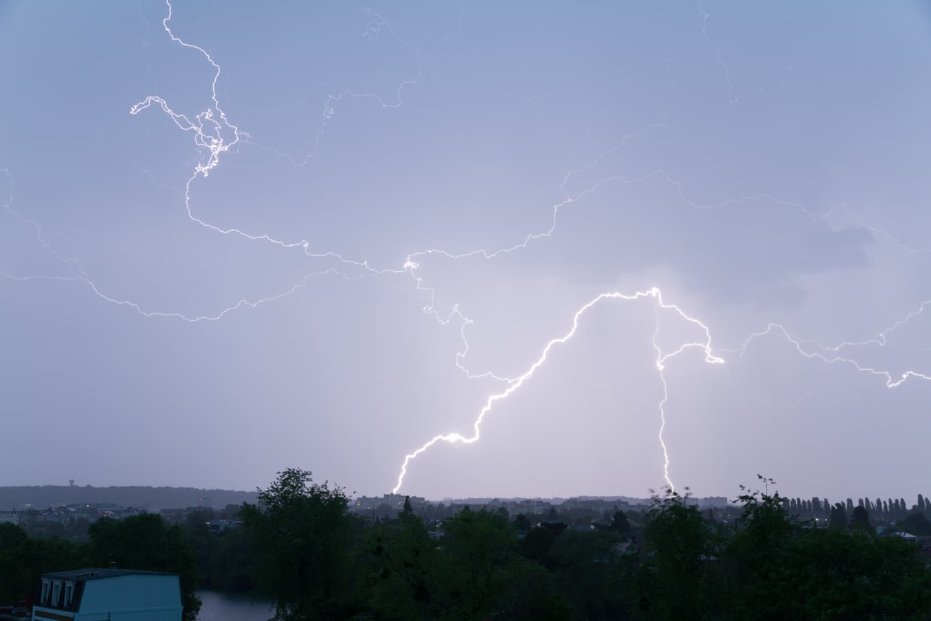Première nuit électrique.