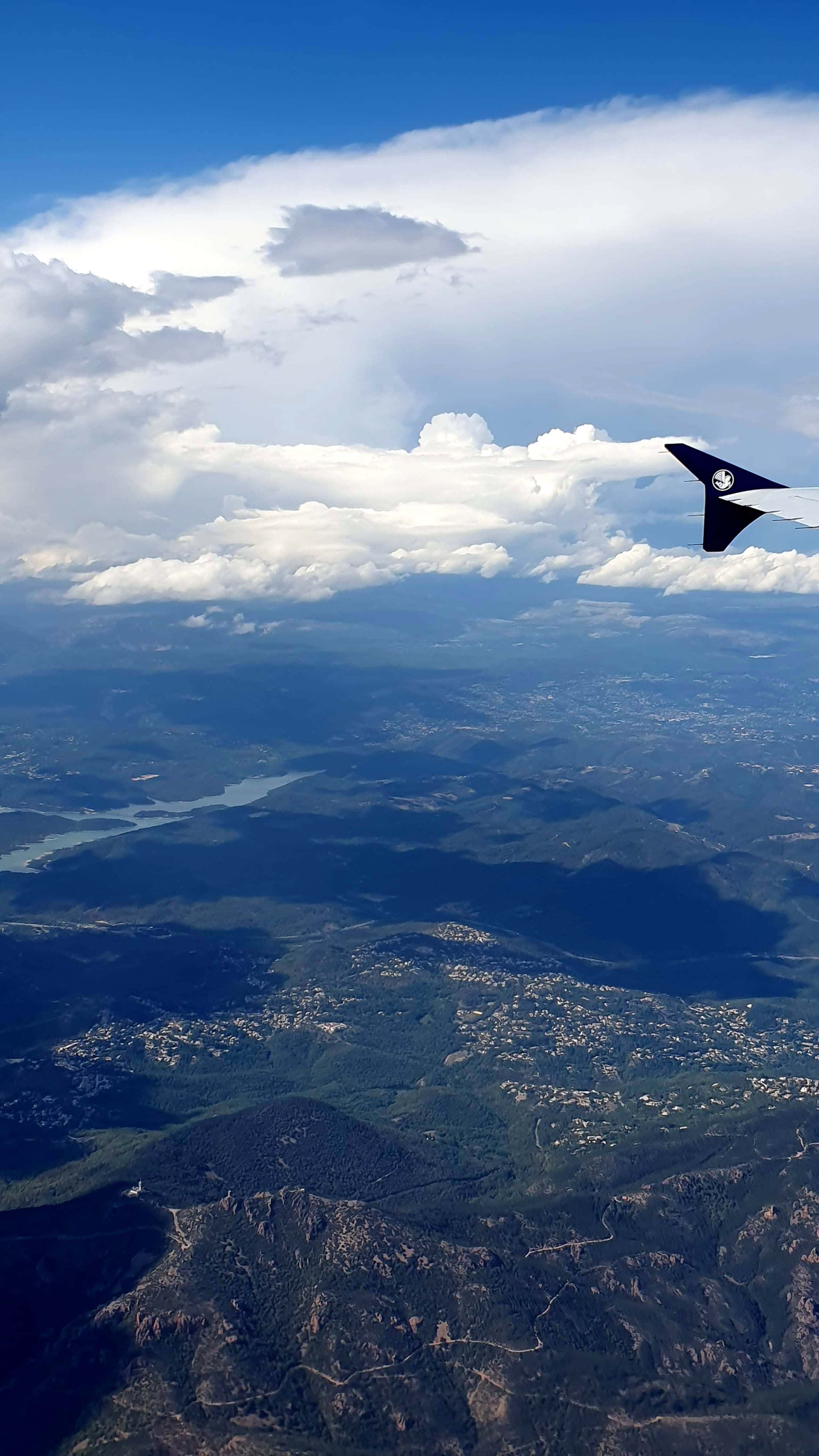 Condensations étagées sur le lac de St Cassien