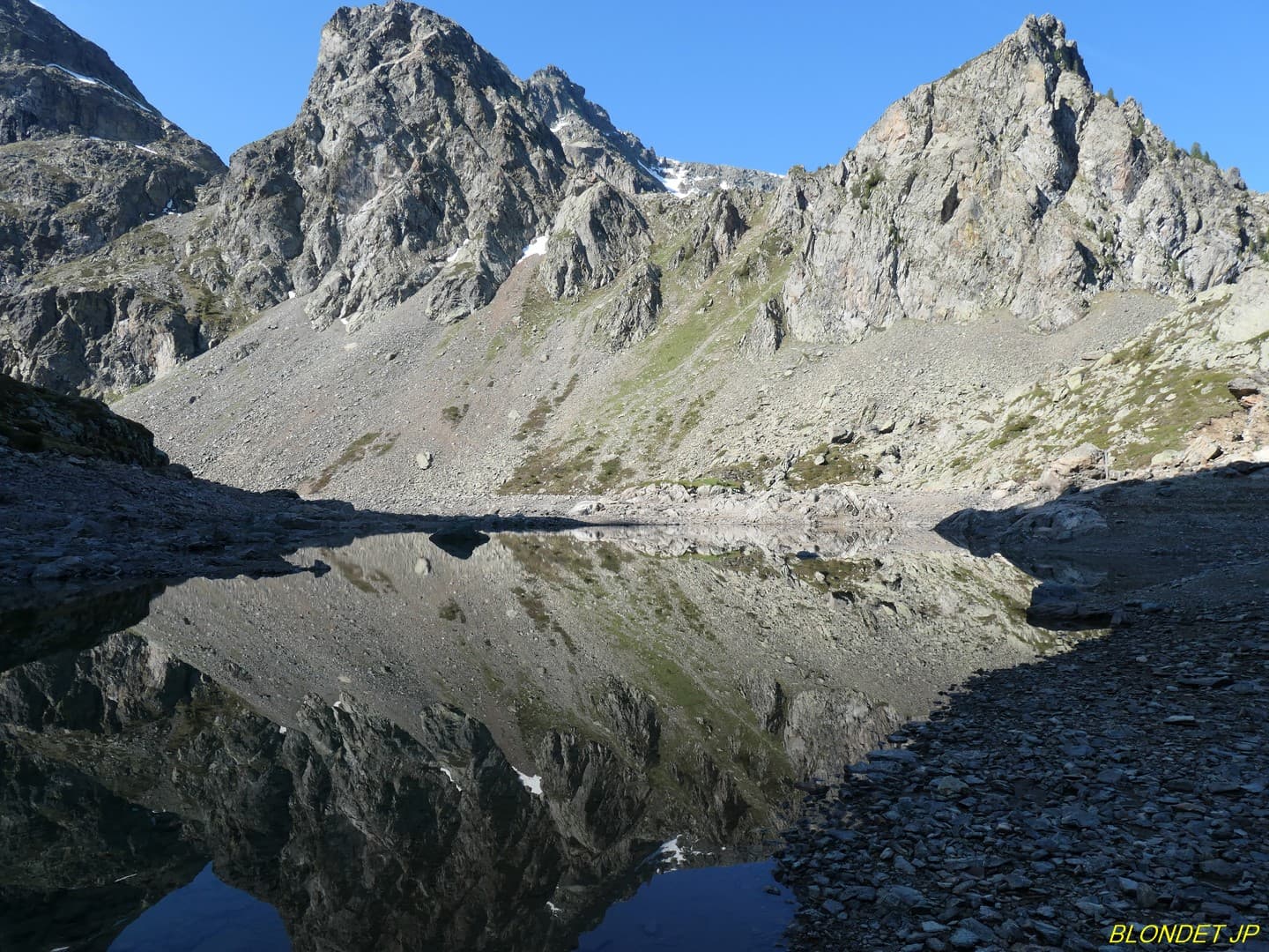 Reflets dans le Lac du Crozet
