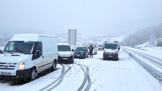 Image d'illustration pour Neige et intempéries sous la dépression Mayla au coeur de la France