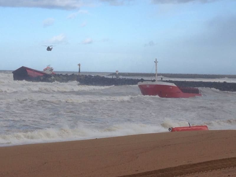 Image d'illustration pour Dépression Petra les 4 et 5 février - tempête et vagues sur l'Ouest