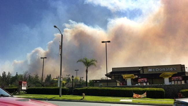 Image d'illustration pour Tornade, inondation, neige, glace, chaleur et incendie aux Etats Unis