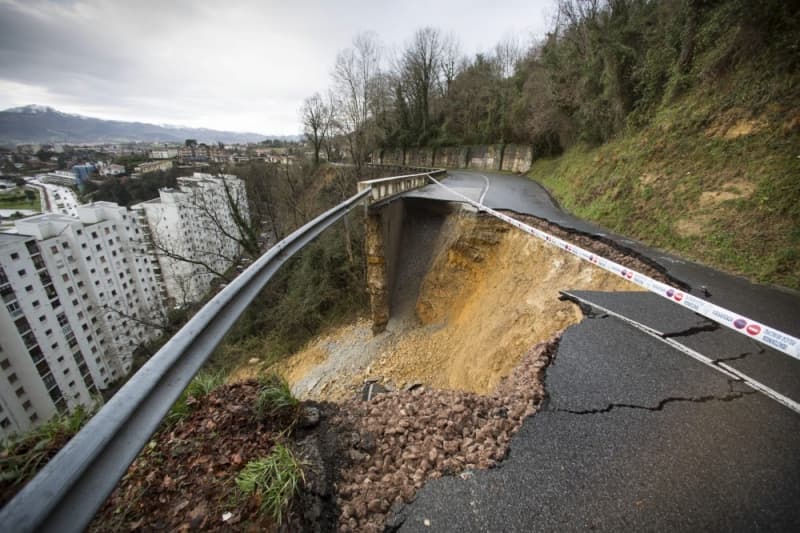 Image d'illustration pour Suivi des intempéries dans le Sud-Ouest et près des Pyrénées