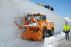 Image d'illustration pour Ouverture des grands cols et neige en haute montagne