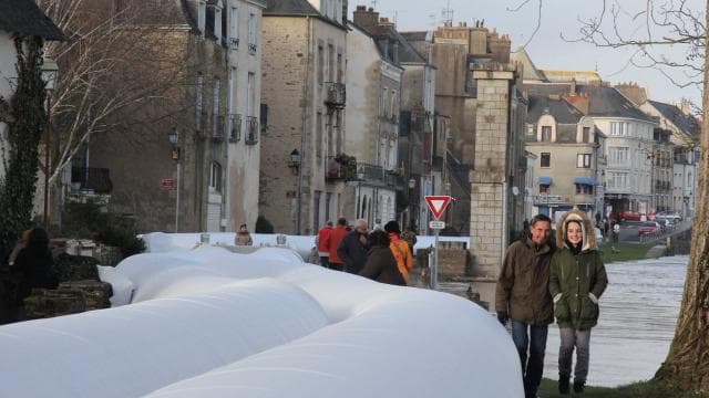 Image d'illustration pour Suivi de la dépression Tini - inondations en Bretagne