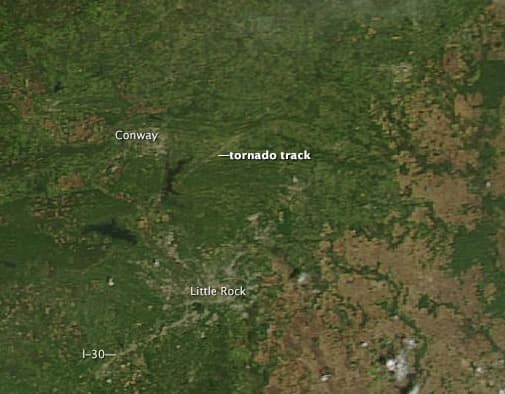 Image d'illustration pour Tornade, inondation, neige, glace, chaleur et incendie aux Etats Unis