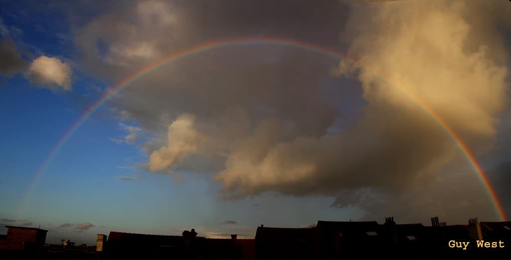 Crépuscule après la pluie