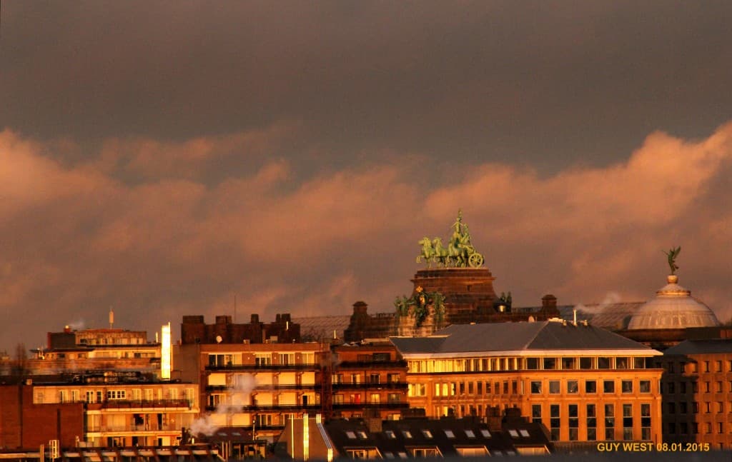 Coucher de soleil après la pluie