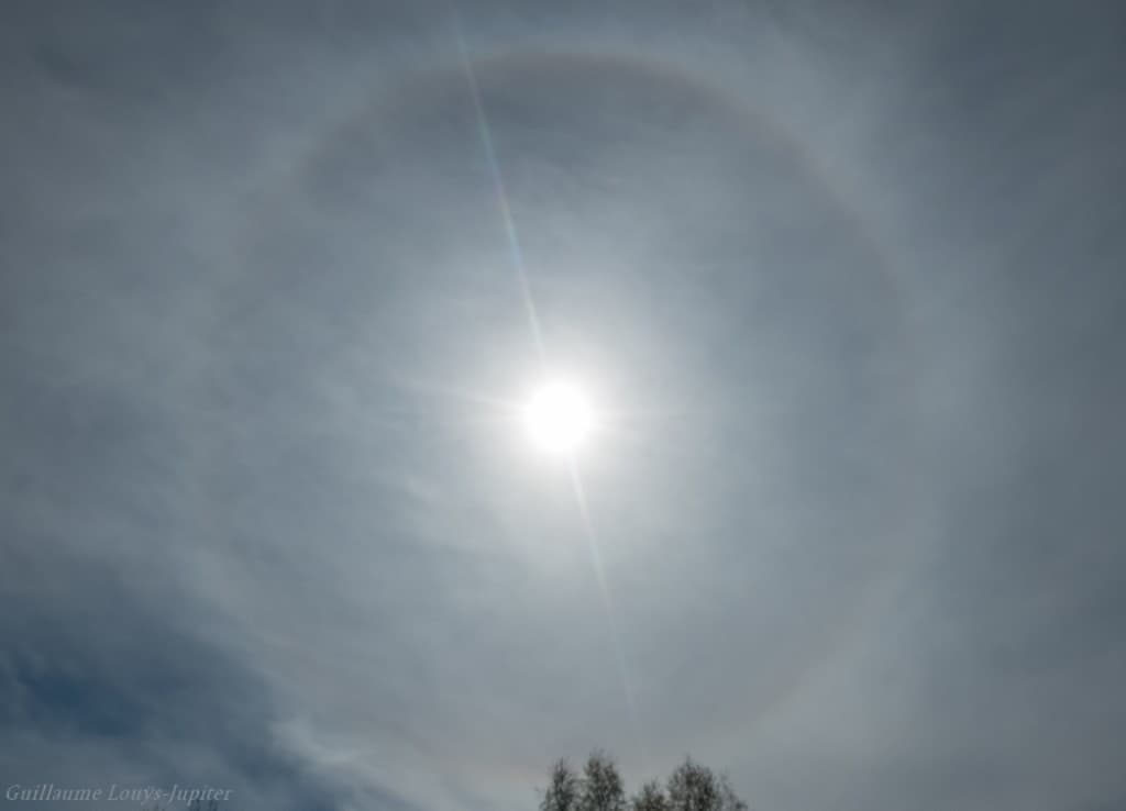 Halo 22°
