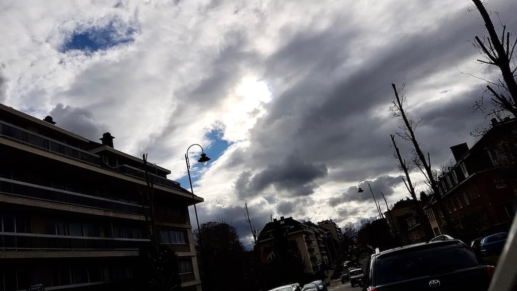 ...un instant n'est pas l'autre...
