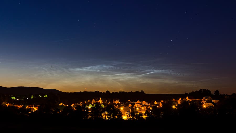 Image d'illustration pour Nuages noctulescents, un mystère de la météorologie moderne